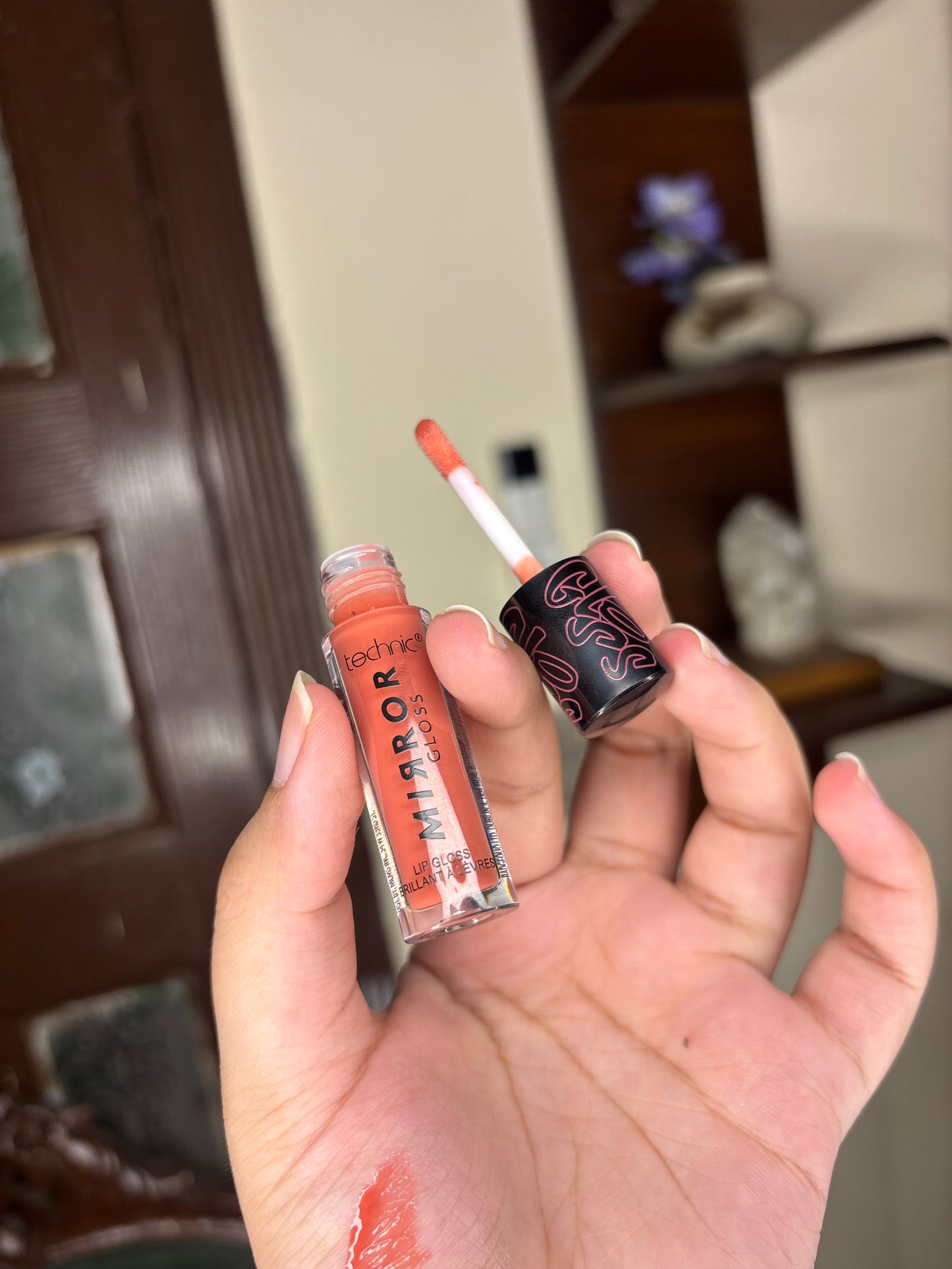 Technic Mirror Gloss Shade Spiced Bun