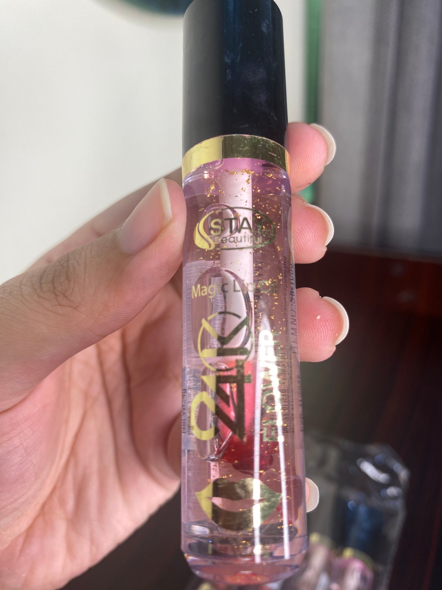Stay Beautiful Magic Lip Oil Flower