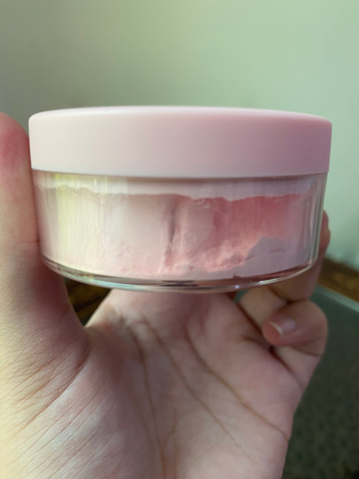 W7 Pink Blur Loose Setting Powder