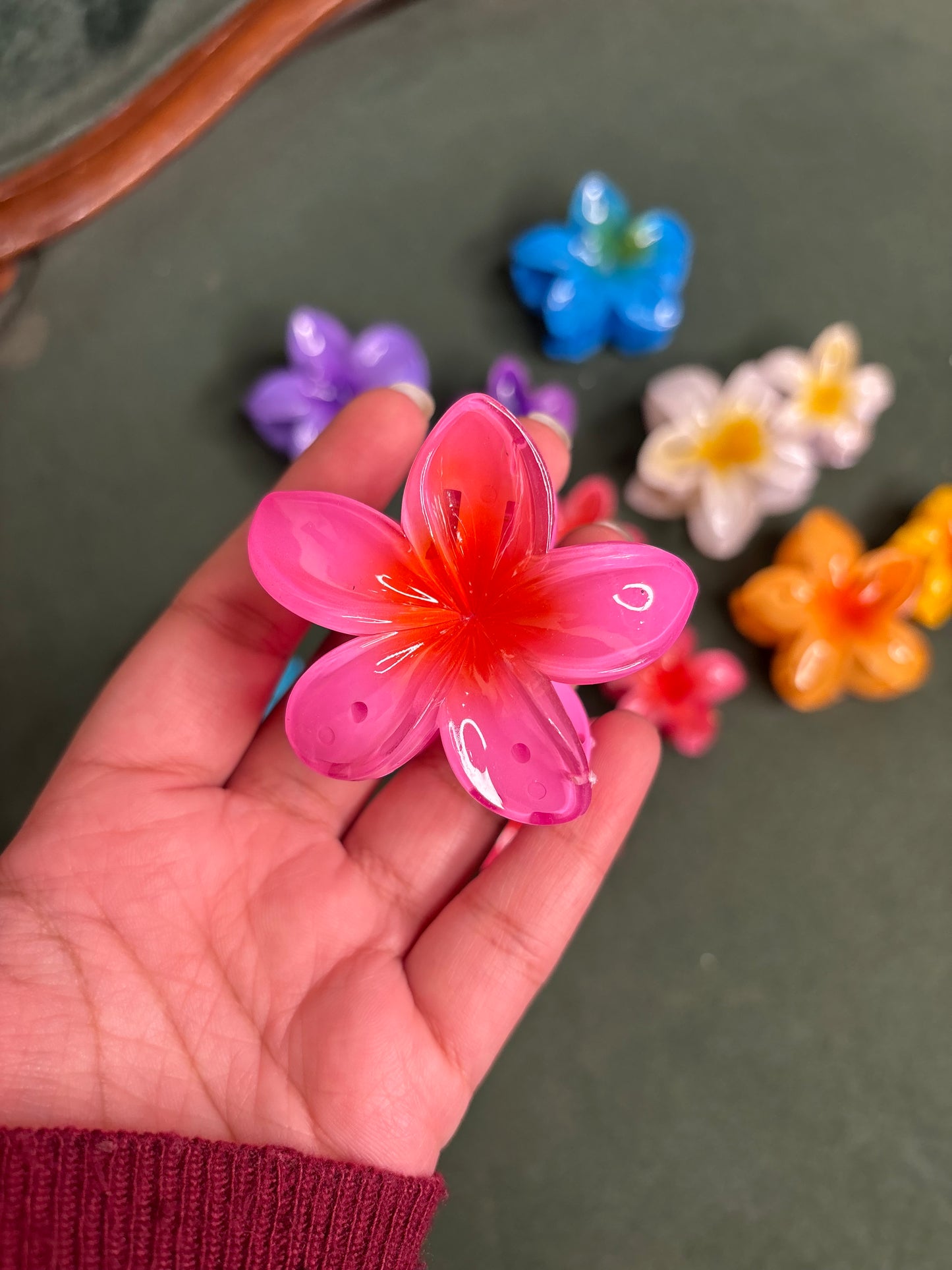 Flower Claw Clip — Hair Catcher