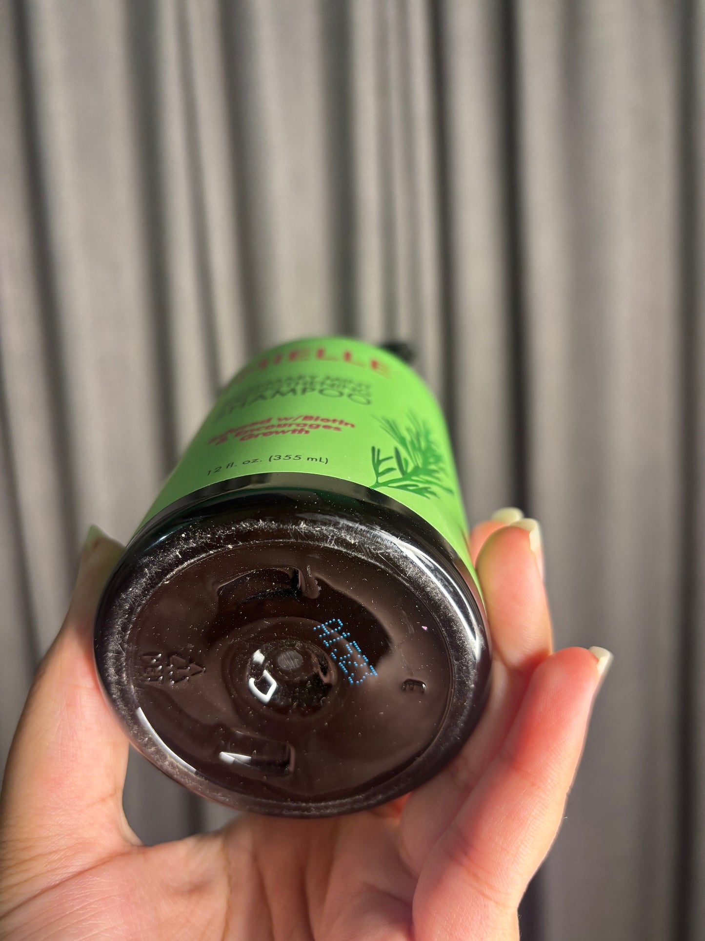 Mielle Rosemary Mint Strengthening Shampoo | Scalp & Hair Strengthening Shampoo