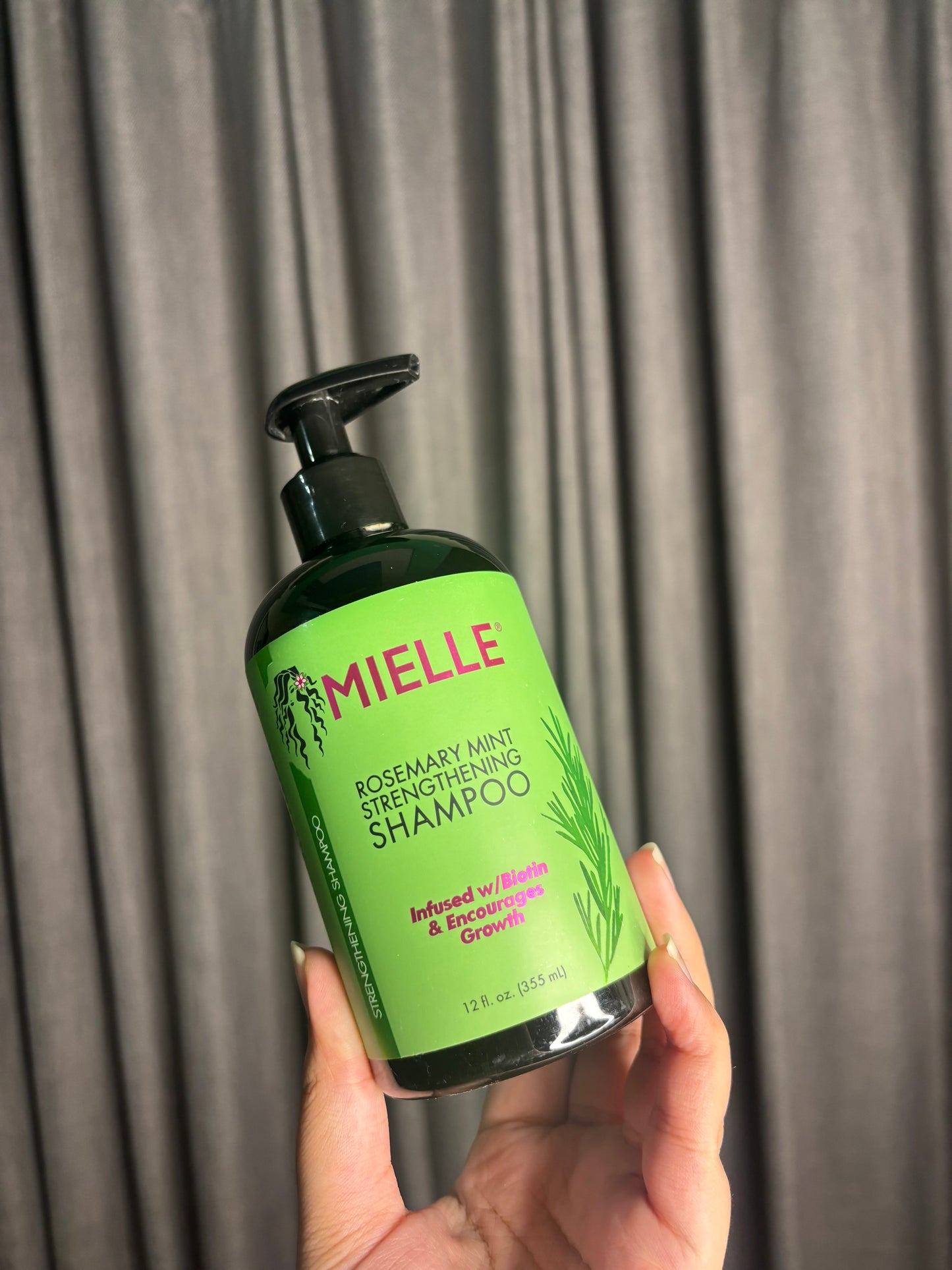 Mielle Rosemary Mint Strengthening Shampoo | Scalp & Hair Strengthening Shampoo