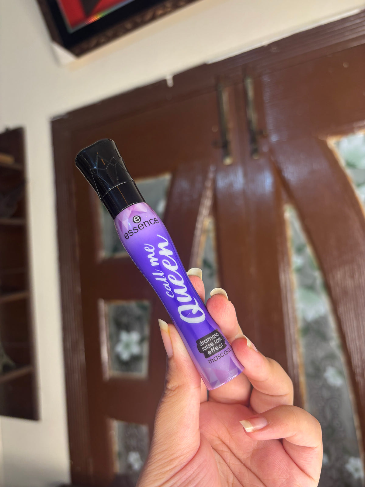 Essence Call Me Queen Dramatic False Lash Effect Mascara | Volumizing & Lengthening Mascara