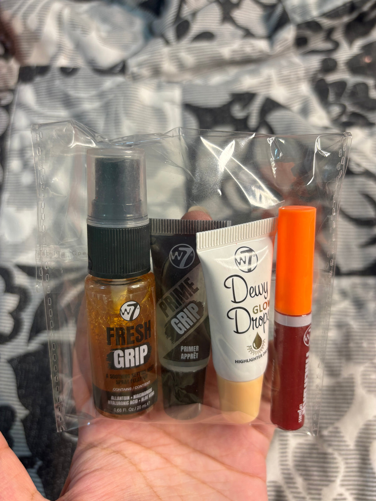 Deal B (W7 Fresh Grip Setting Spray, W7 Prime Grip Primer, W7 Dew Glow Drops, W7 Lipgloss)
