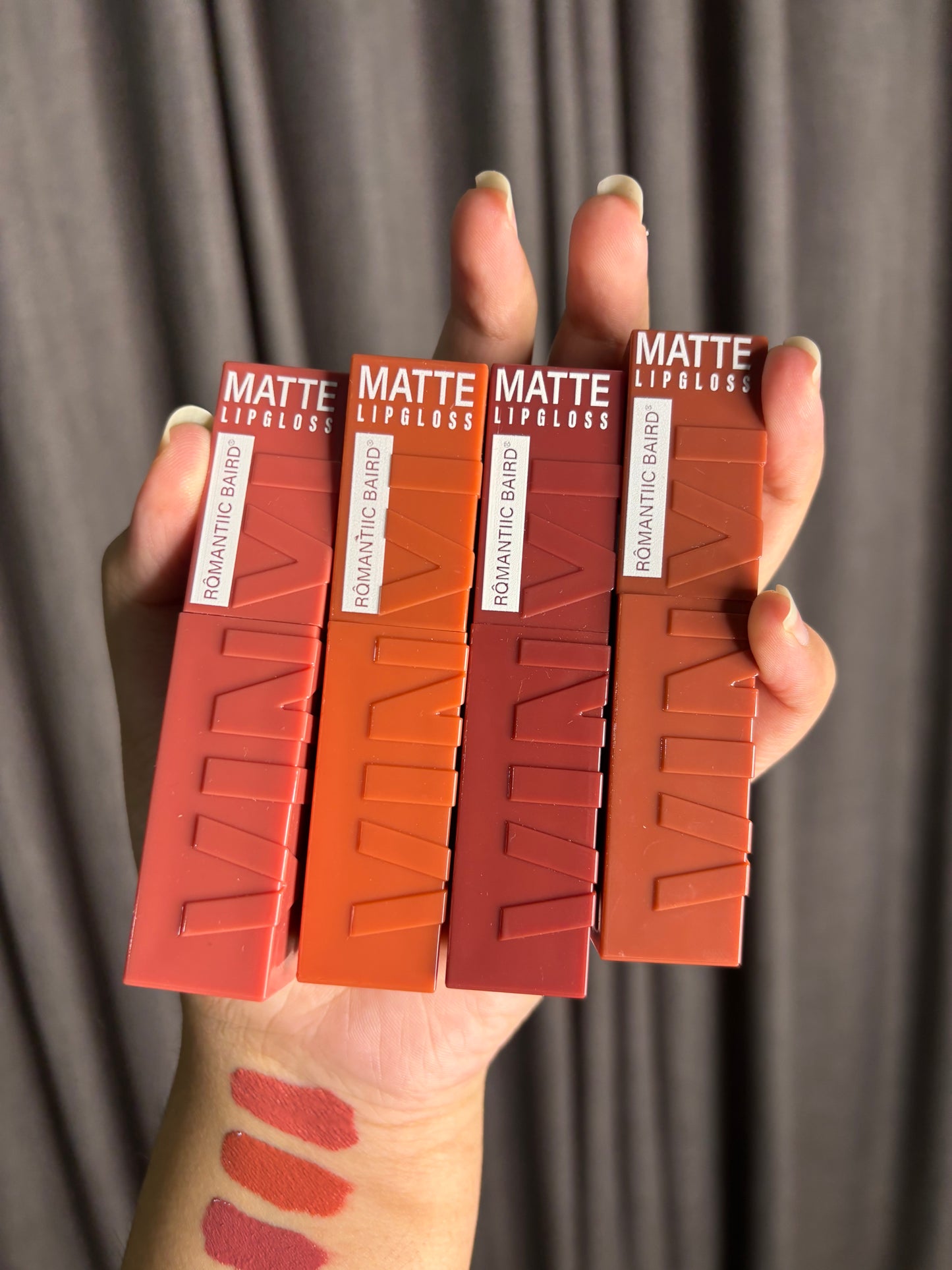 Romantic Baird Matte Lip Gloss