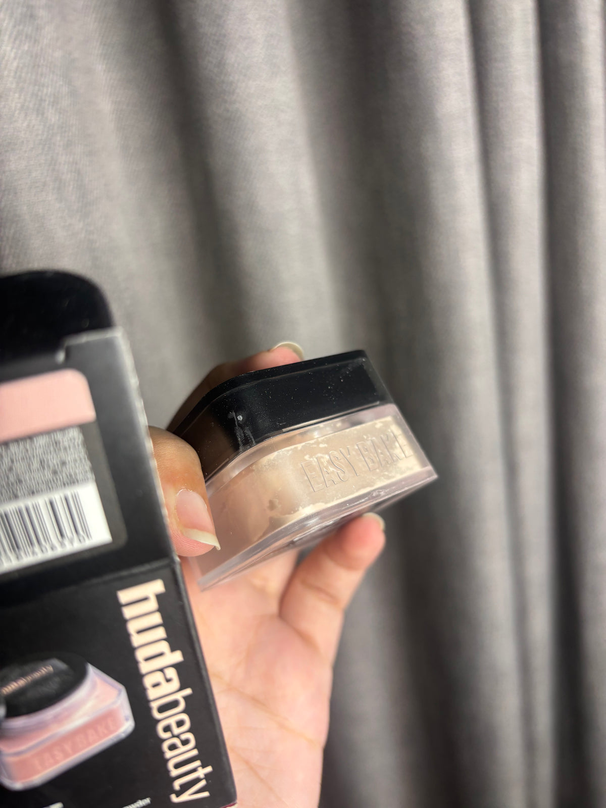 Huda Beauty Baby Bake Loose Setting Powder