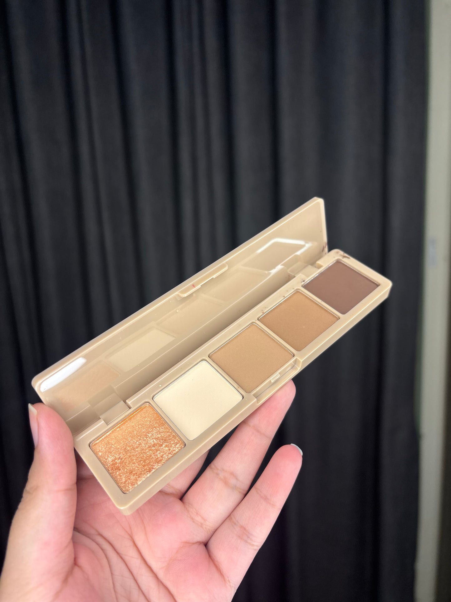 AA Wings True Vision Eyeshadow Palette