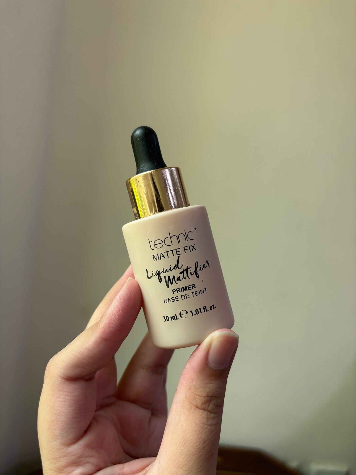 Technic Liquid Mattifier Primer