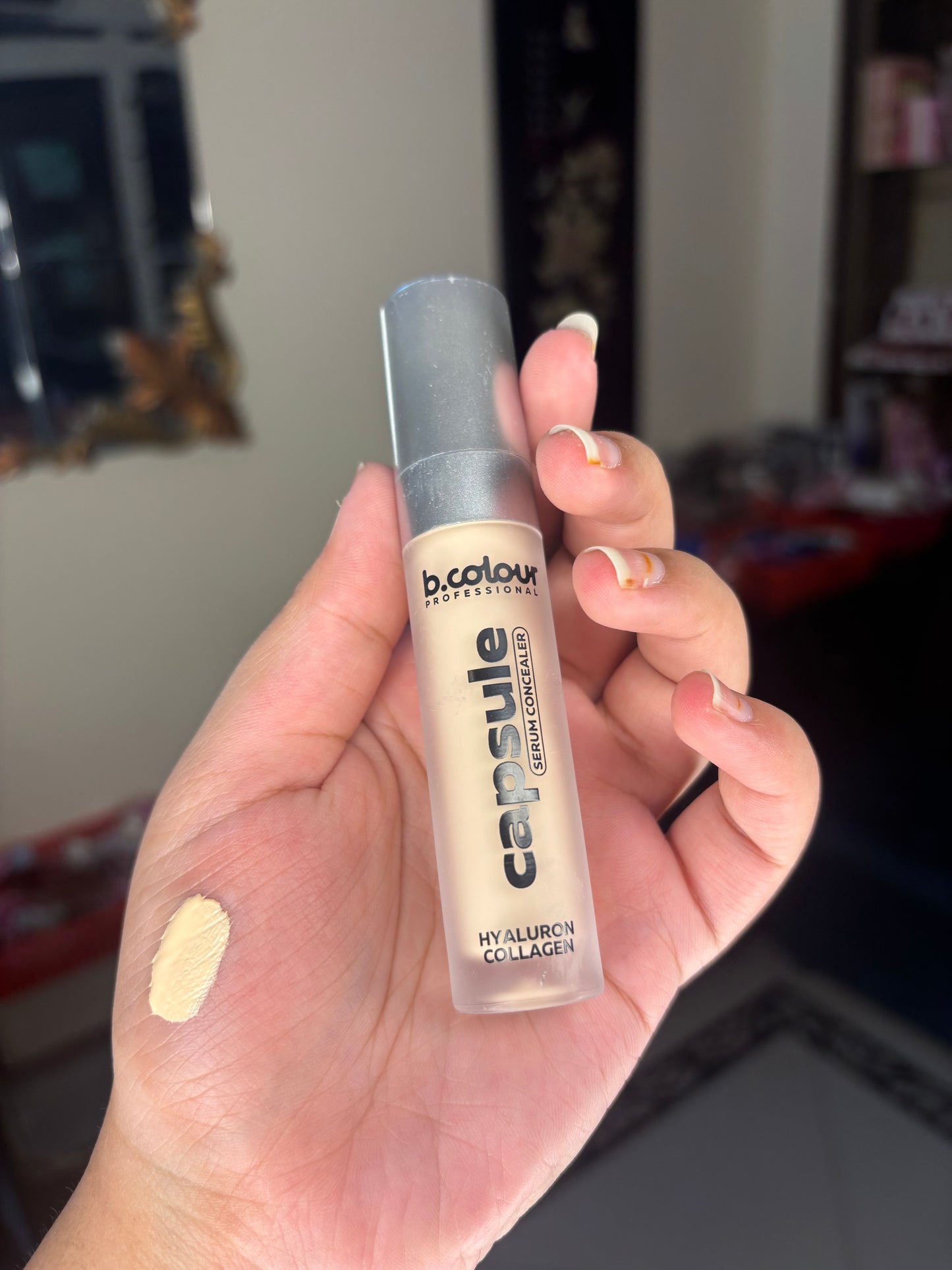 b.colour capsule serum concealer hyaluron collagen