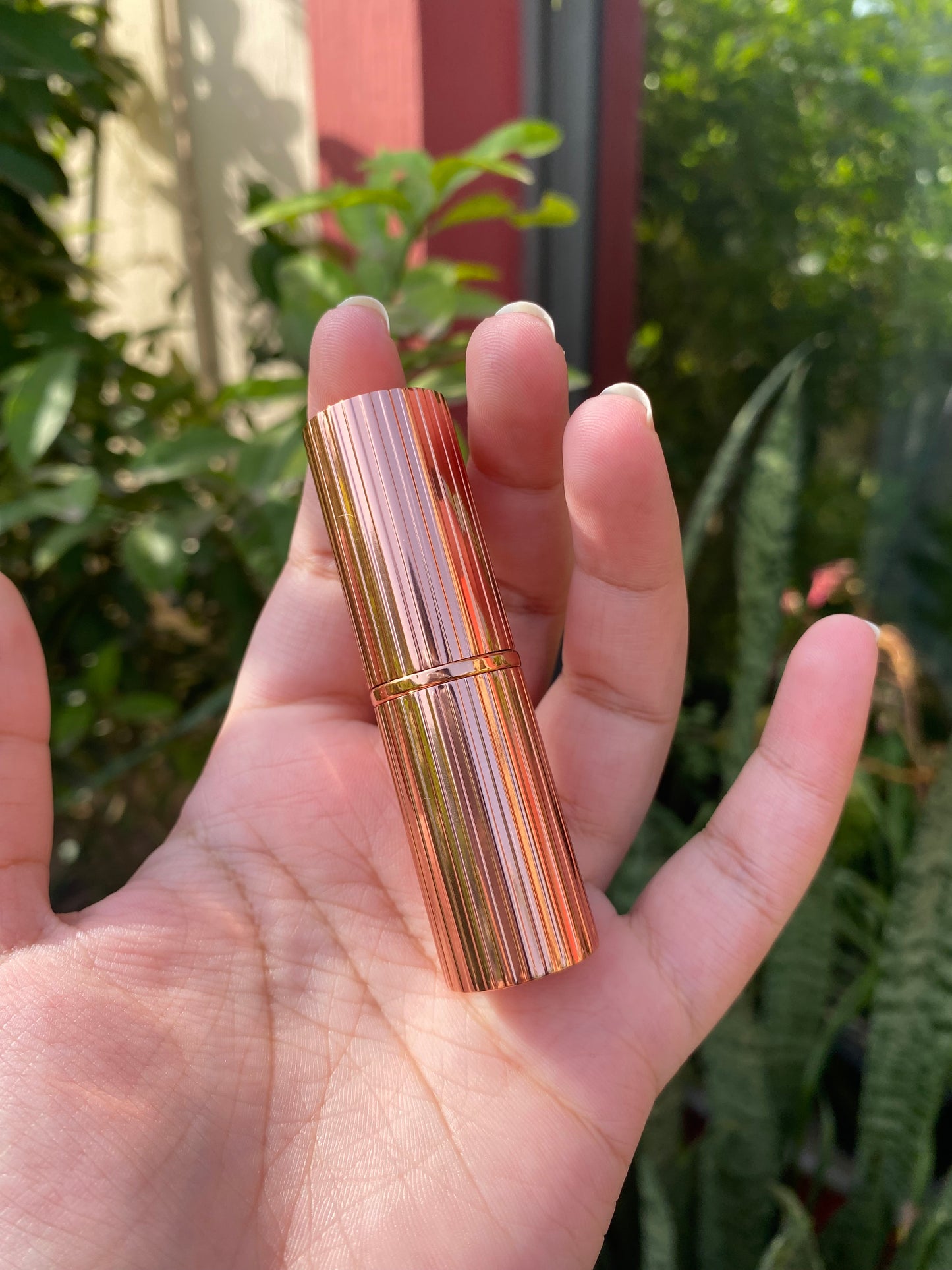 Charlotte Tilbury Pillow Talk Matte Revolution (LUMINOUS
MODERN-MATTE
LONG-LASTING LIPSTICK) Shade Pillow Talk