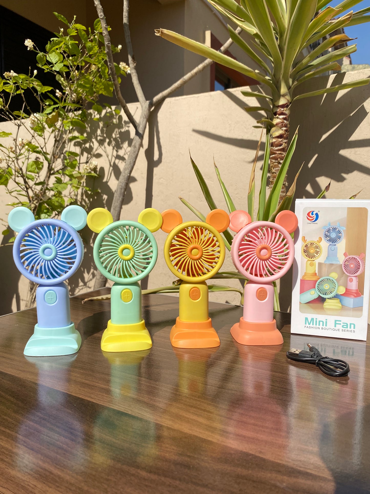 Portable + Chargeable Fan with Mobile Stand (one speed only)