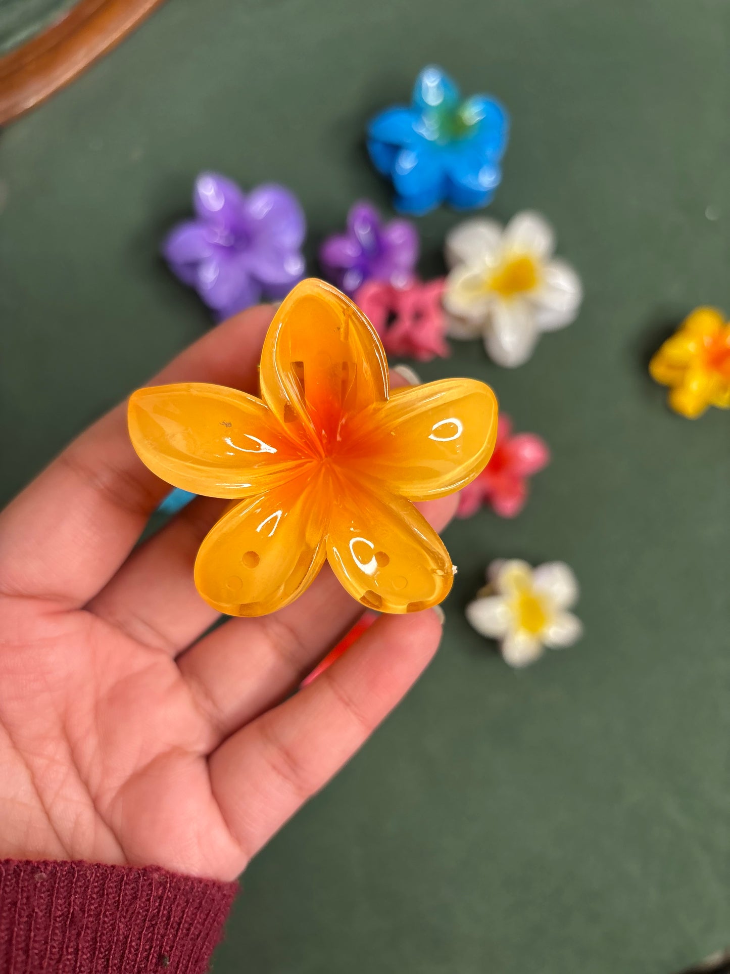 Flower Claw Clip — Hair Catcher