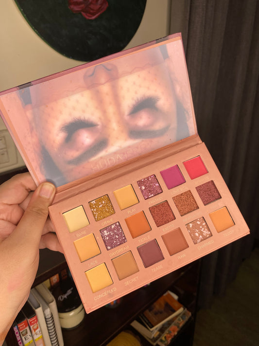 HudaBerry Nude Eyeshadow Palette