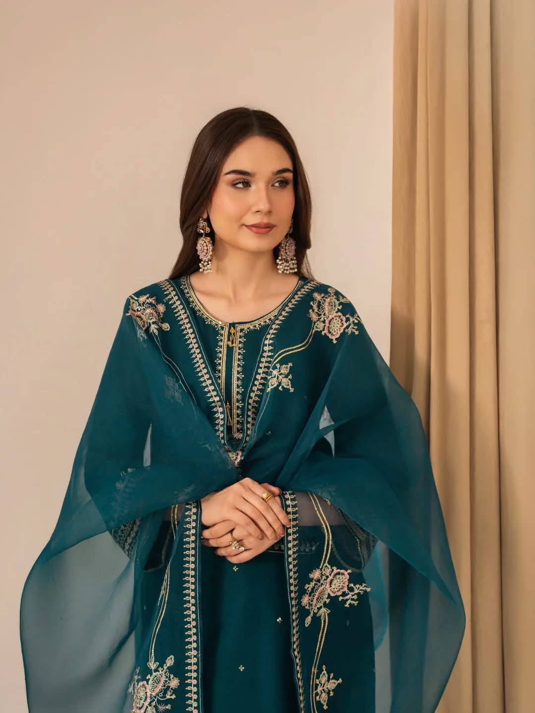 Safira Embroidered 3 Piece