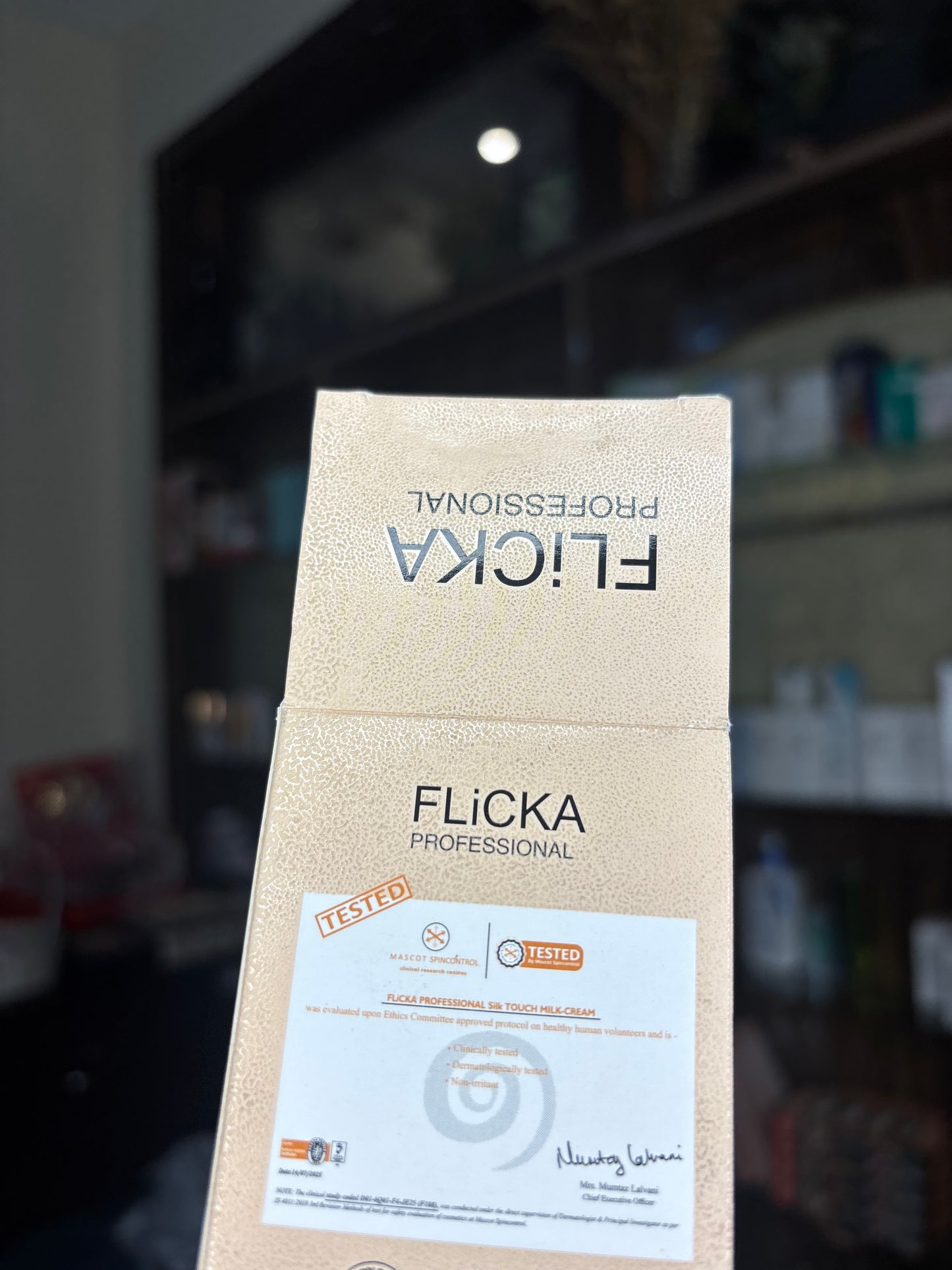 Flicka Silk Touch Moisturiser & Primer