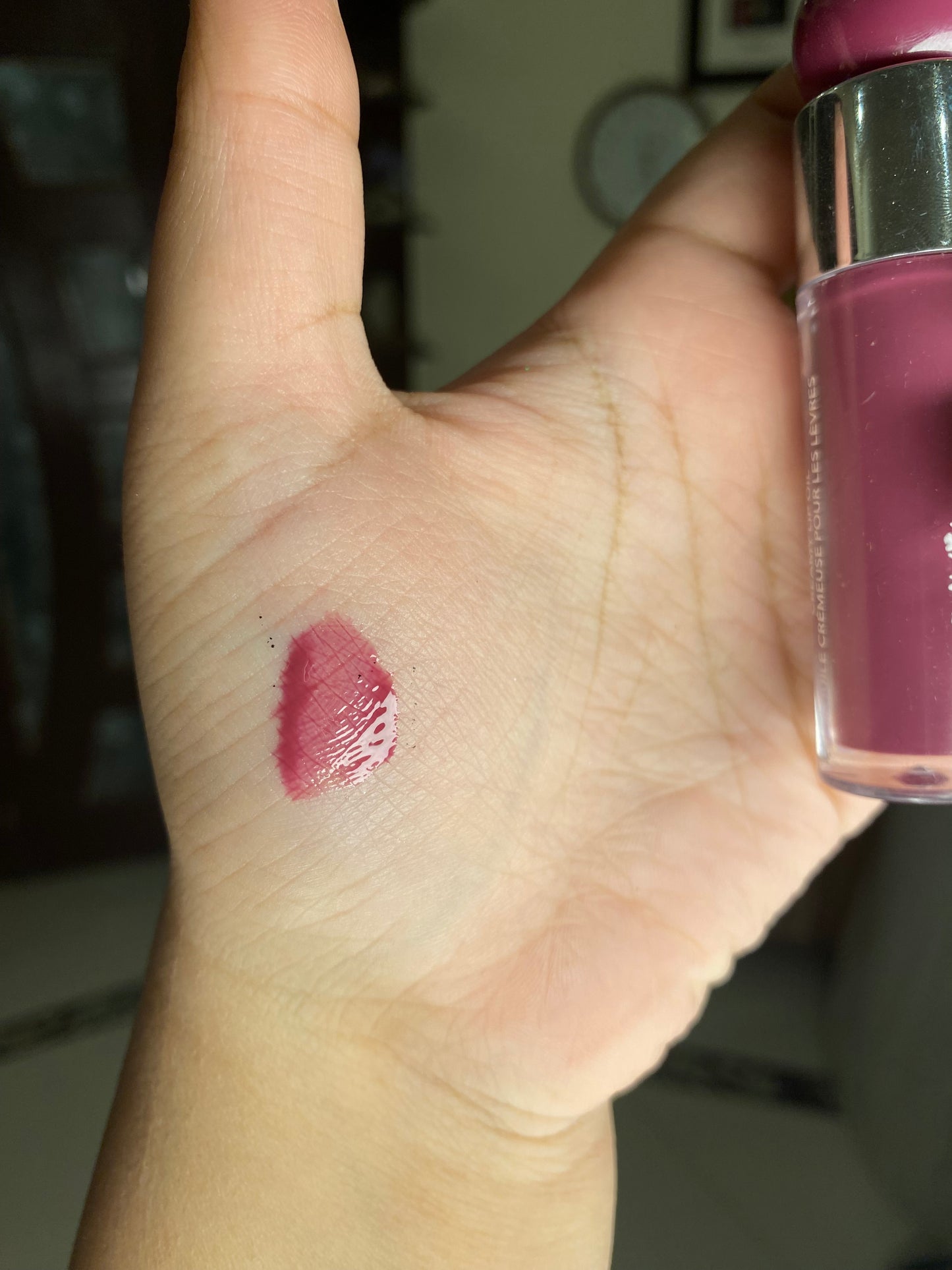Hard Candy Glosstopia Lip Oil Shade Berry Bounce