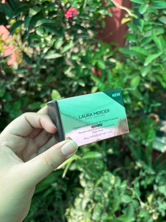 Laura Mercier Tone Up Powder
