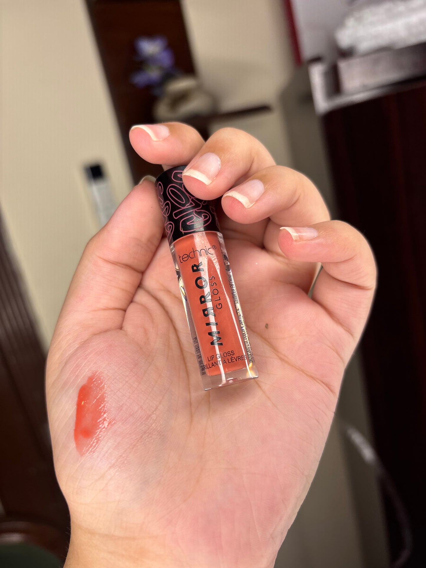 Technic Mirror Gloss Shade Spiced Bun