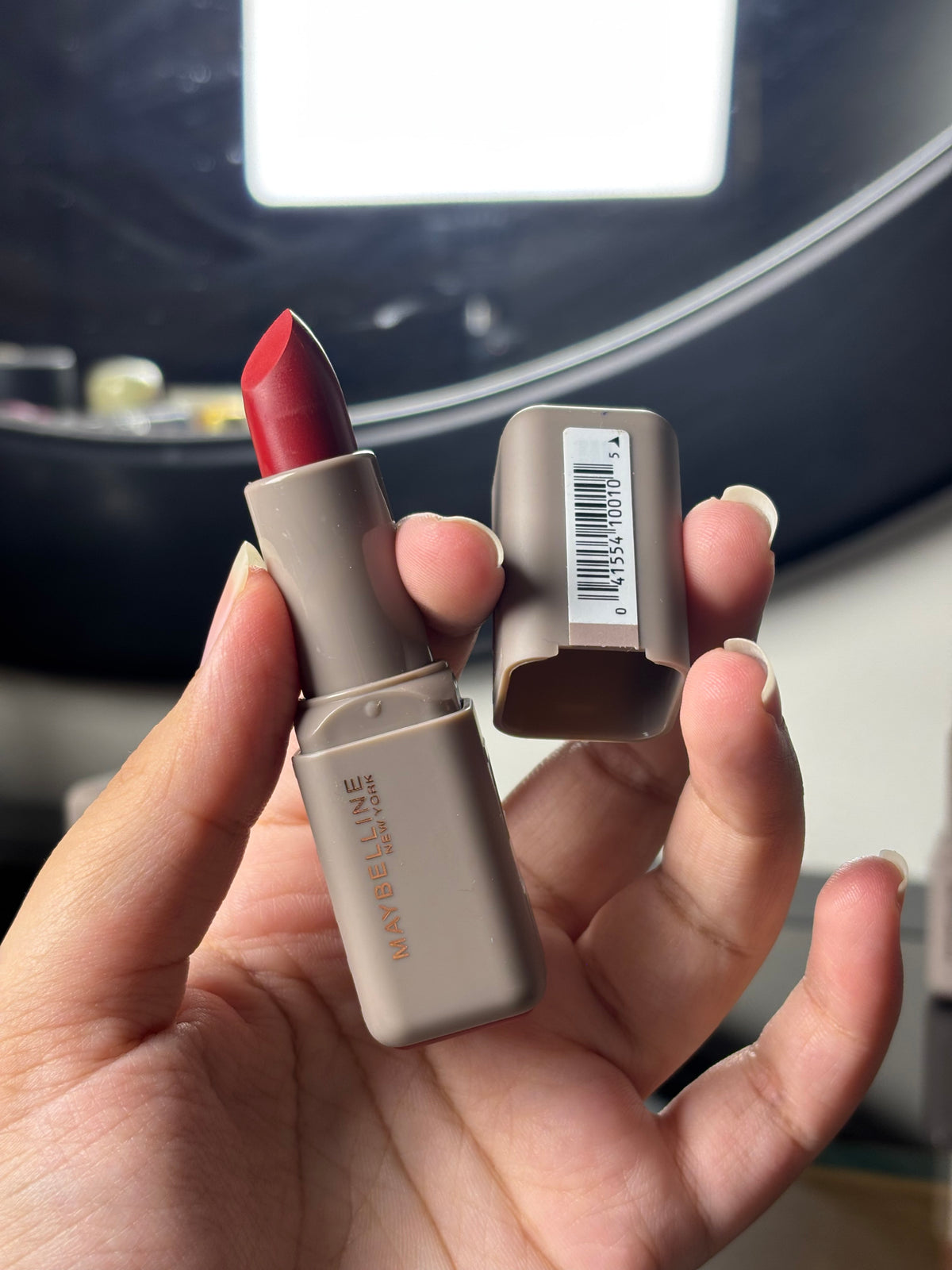 Maybelline Moisturizing Serum Matte Lipstick