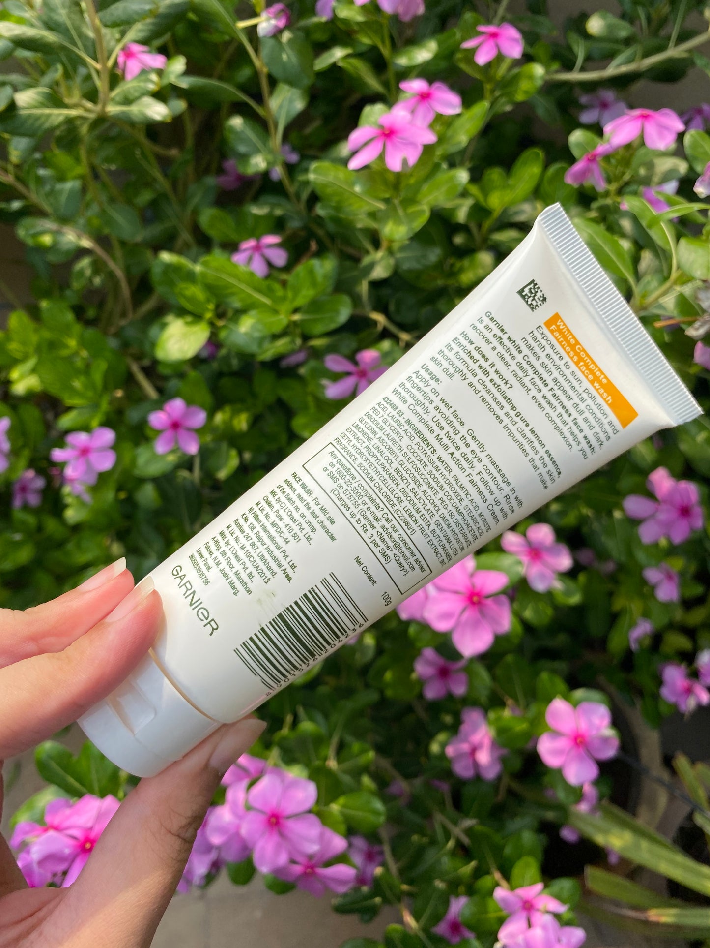 Garnier White Complete Face Wash Bling and Glow