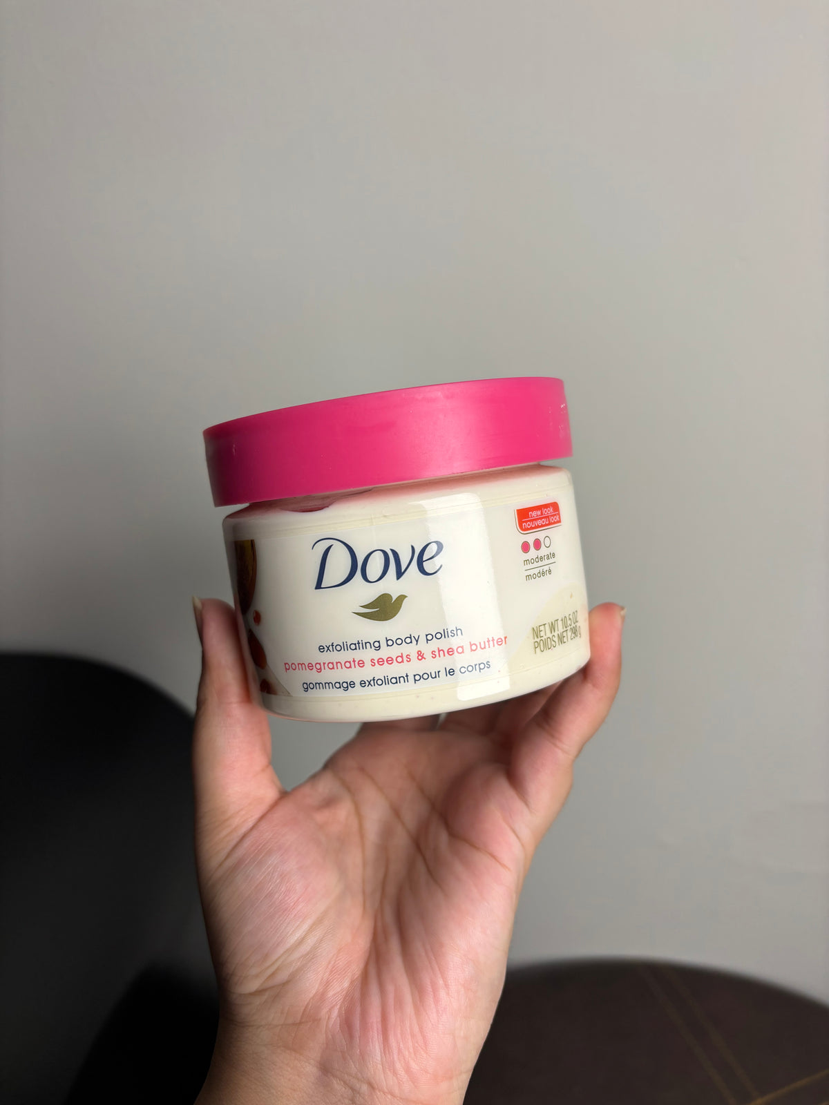 Dove Exfoliating Body Polish Pomegranate Seeds & Shea Butter