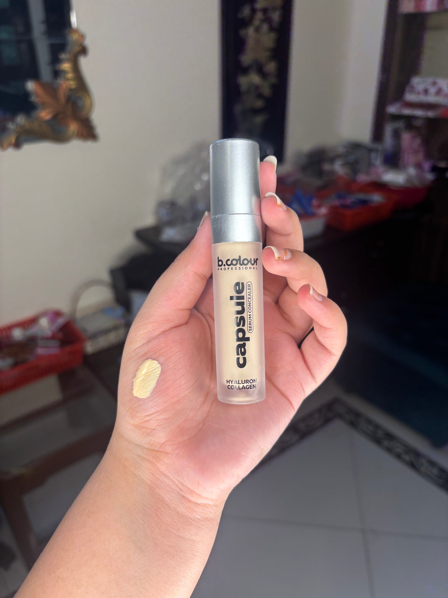b.colour capsule serum concealer hyaluron collagen