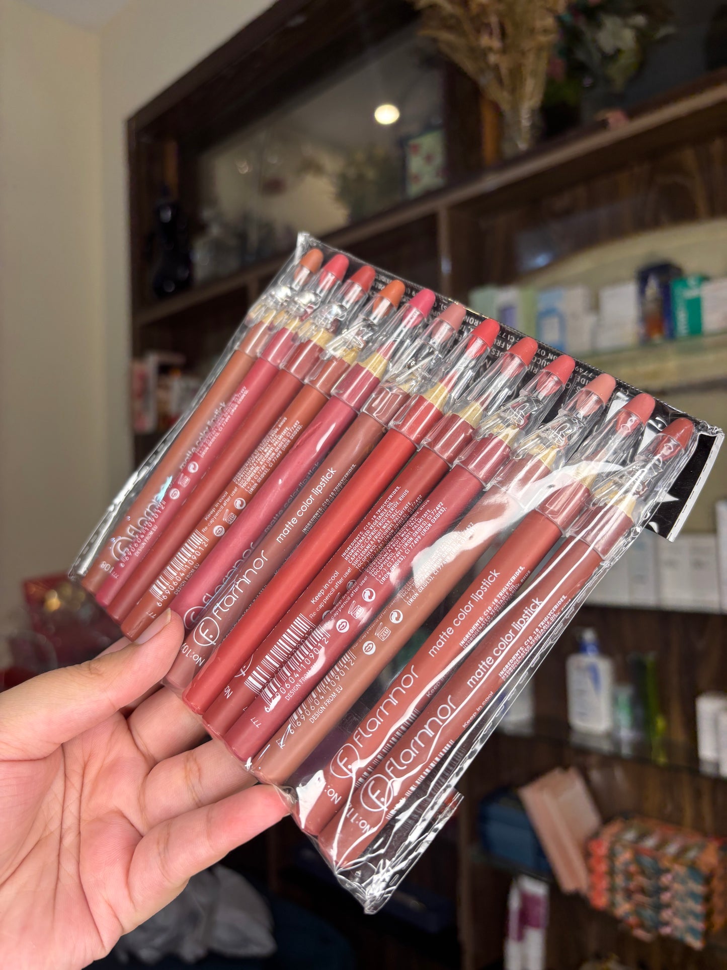 Flormar Lip Pencil Pack of 12
