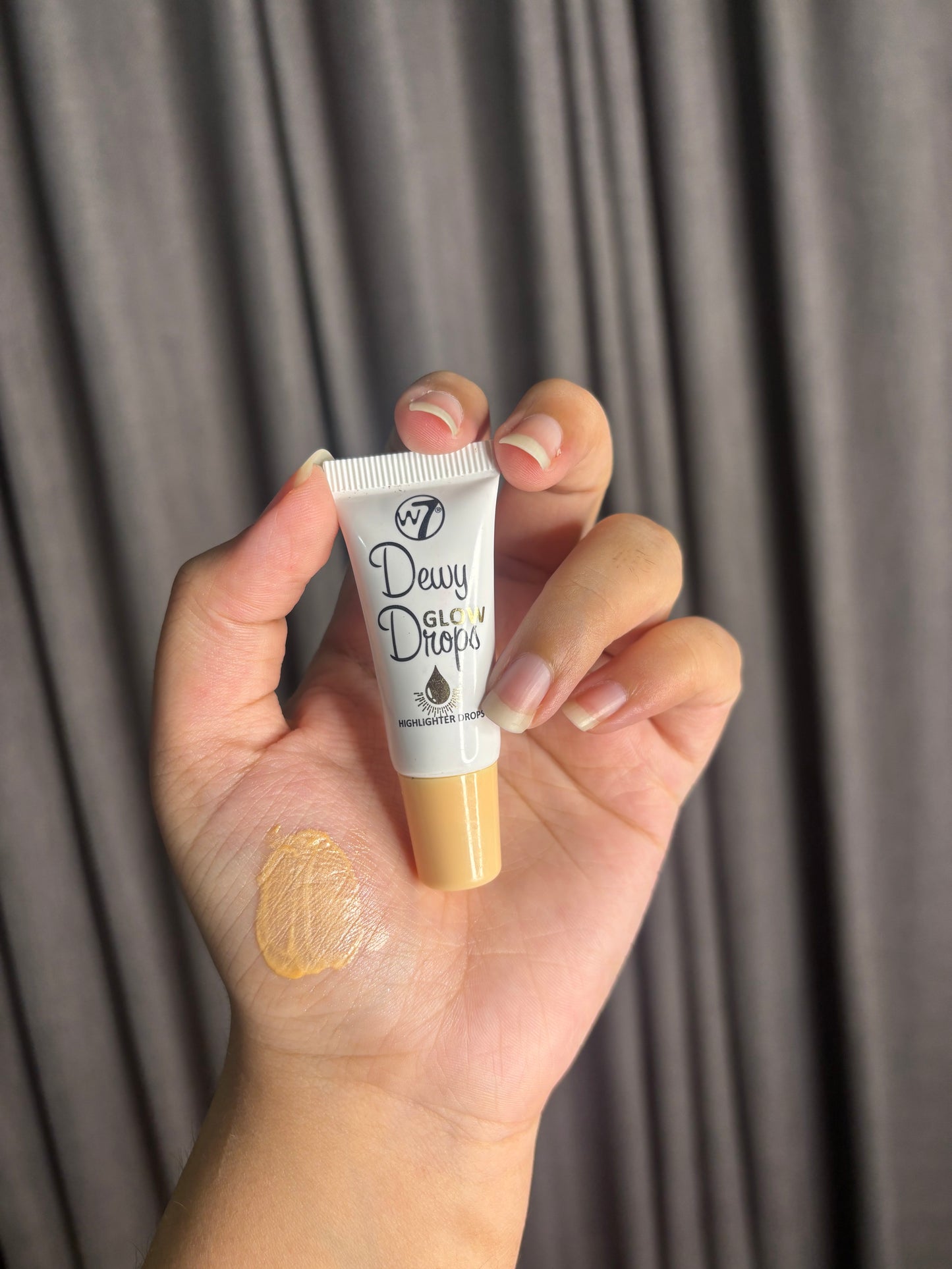 W7 Dewy Glow Drops Highlighter Drops 8g