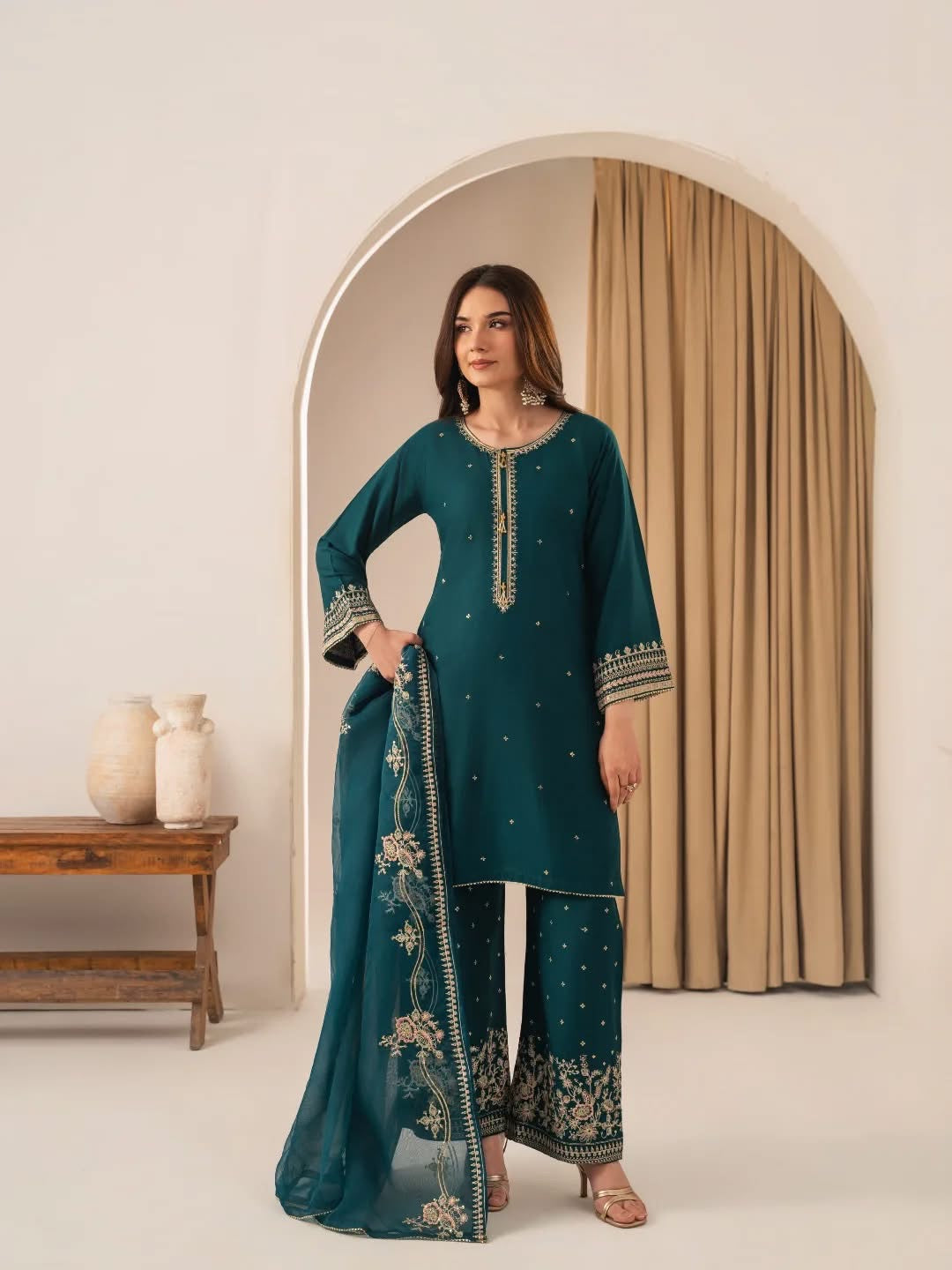 Safira Embroidered 3 Piece