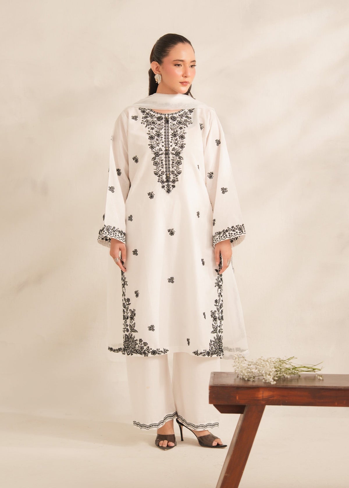 Dilkash 3pc Embroidered