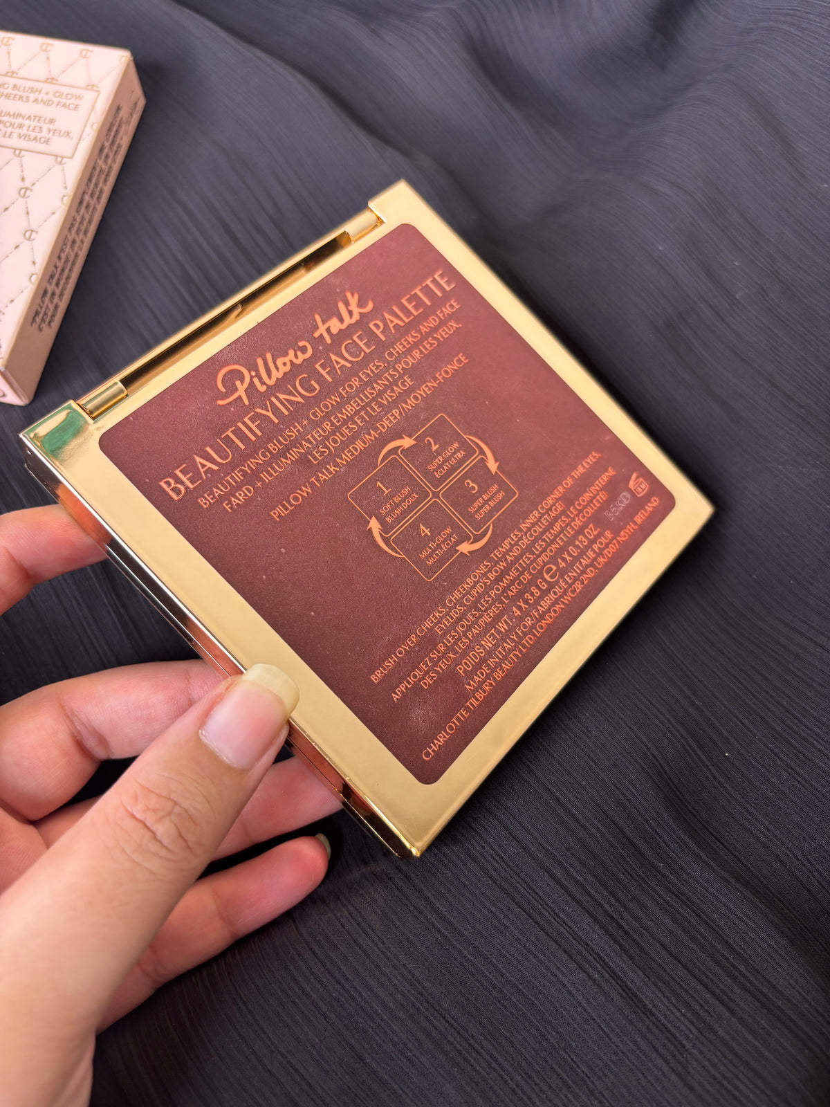 Charlotte Tilbury Pillow Talk Beautifying Face Palette – Medium to Deep