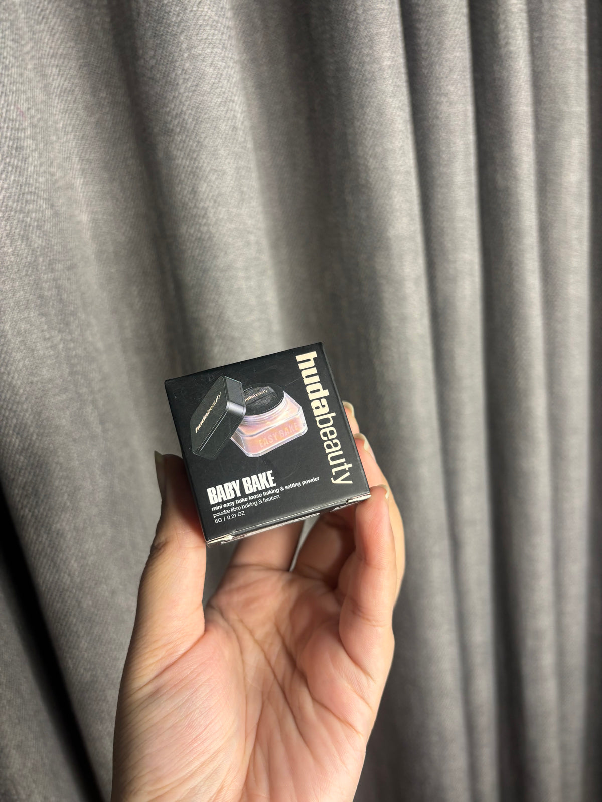 Huda Beauty Baby Bake Loose Setting Powder