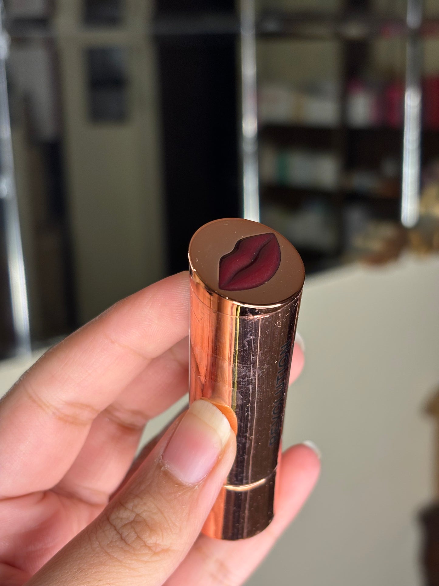 Revolution Bullet Lipstick Shade Vampire