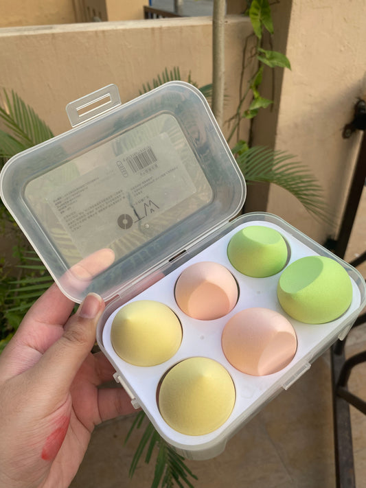 Box of 6 Beauty Blenders in Plastic Box