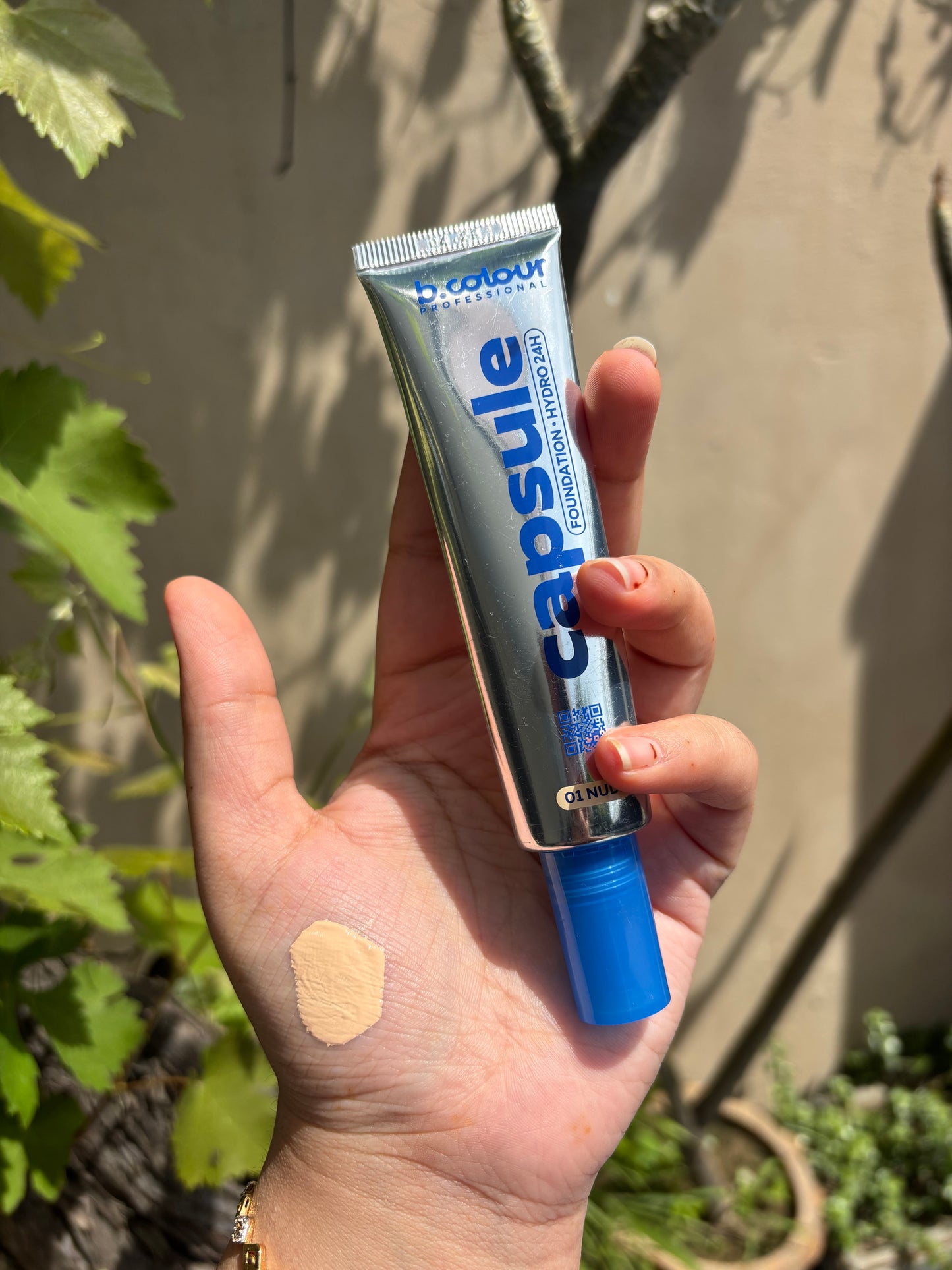 b.colour capsule foundation shade 01 nude