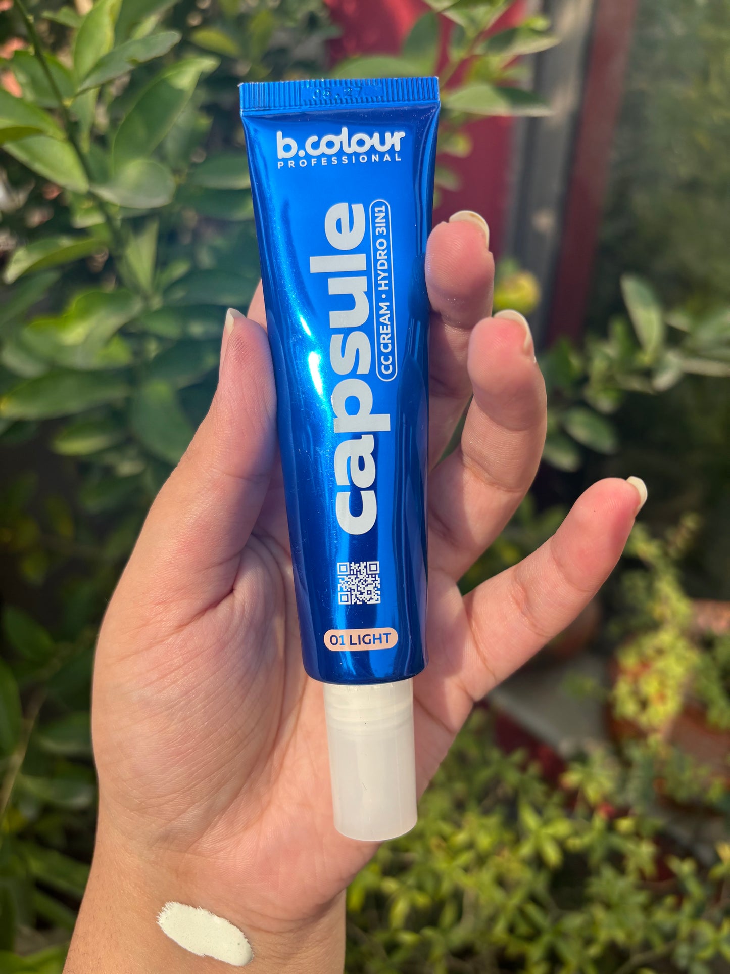 b.colour capsule cc cream hydro 3in1 shade 01 Light