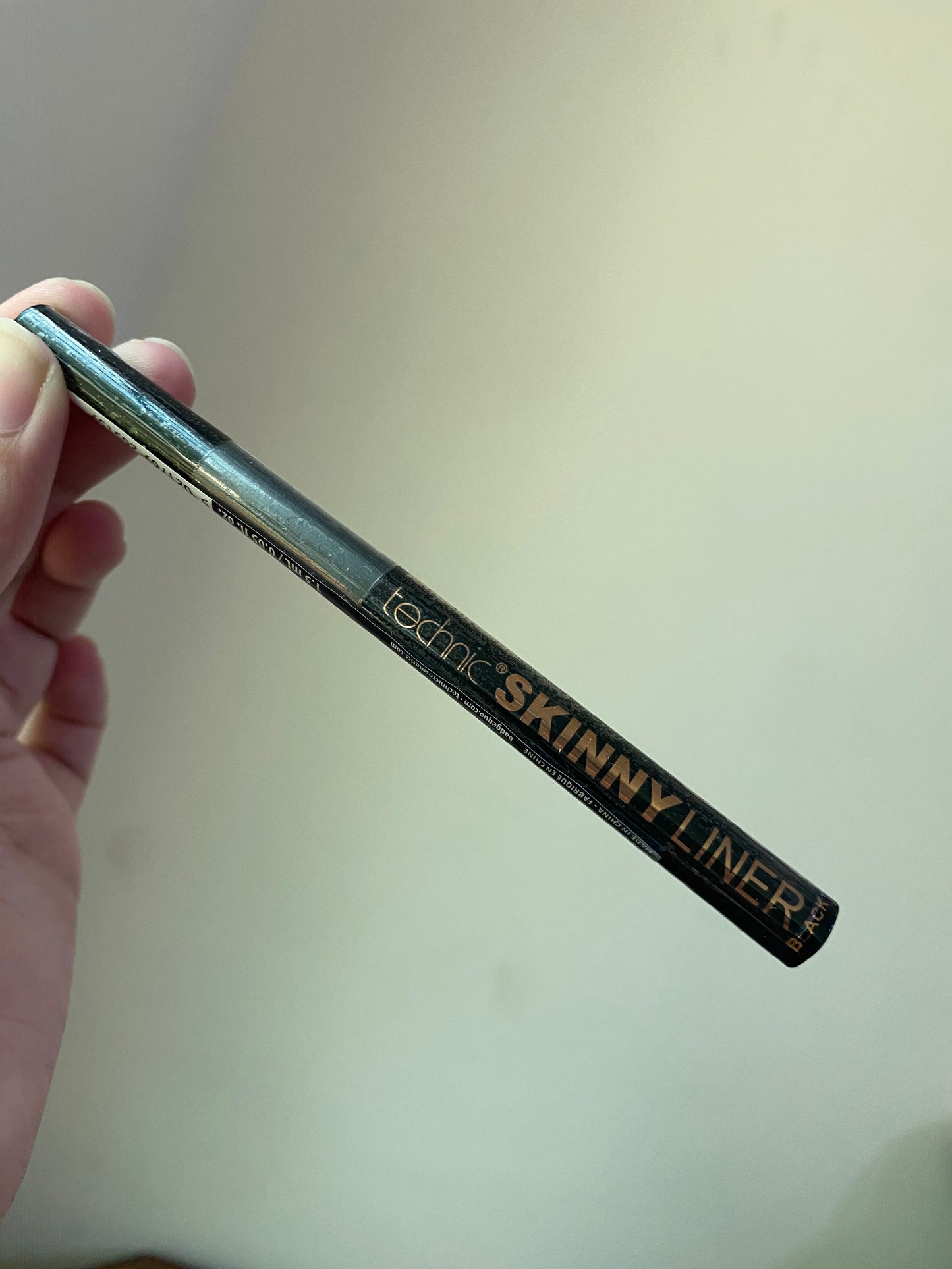 Technic Skinny Black Liner