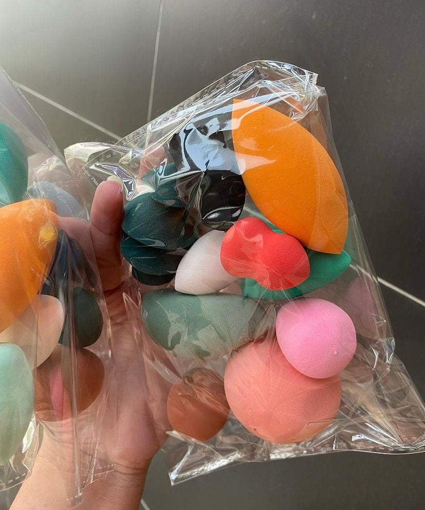 Pack of 10 Random Blenders / Puff / Sponge