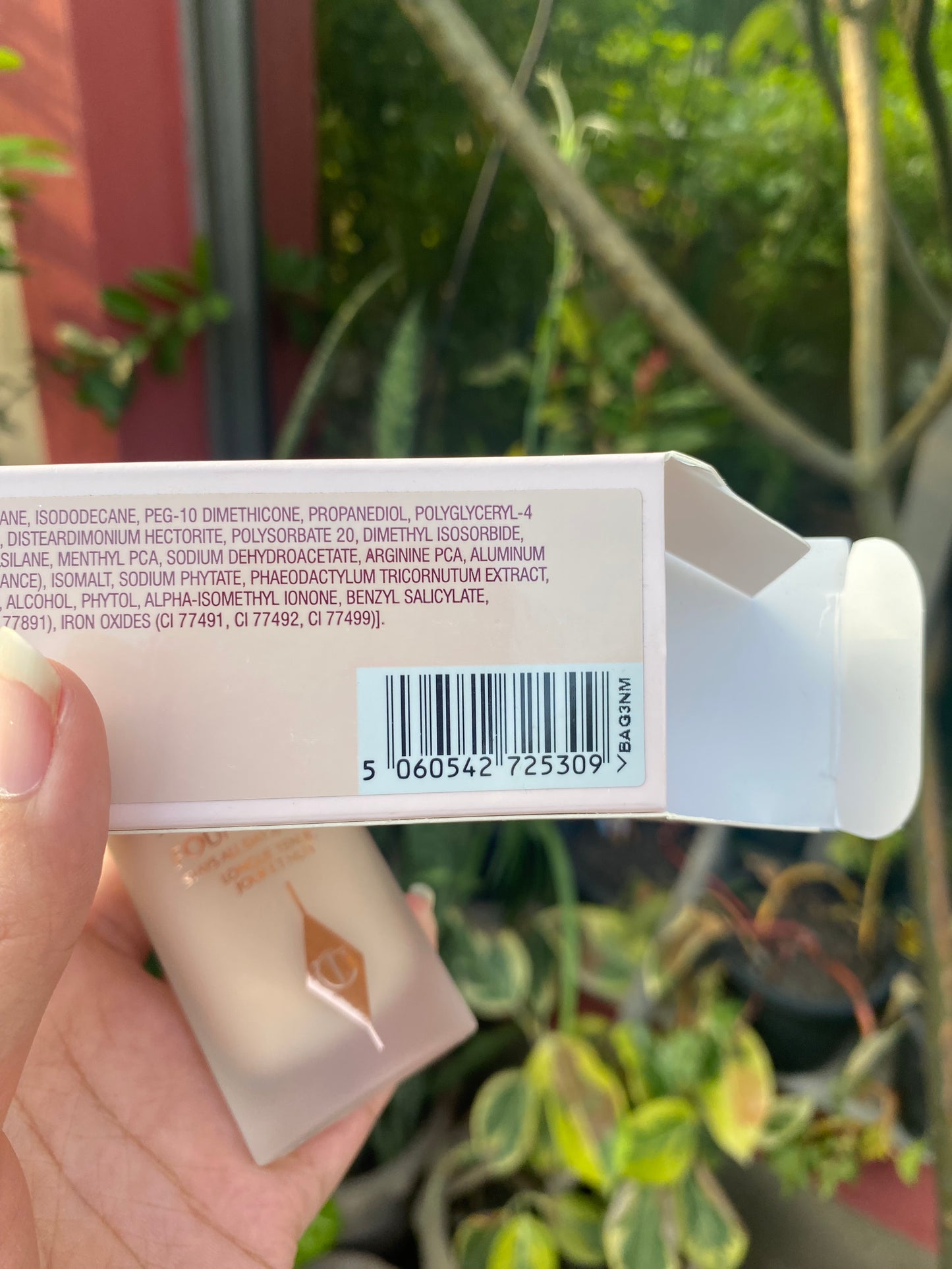 Charlotte Tilbury Air Brush Flawless Foundation Stay all day and night 30ml