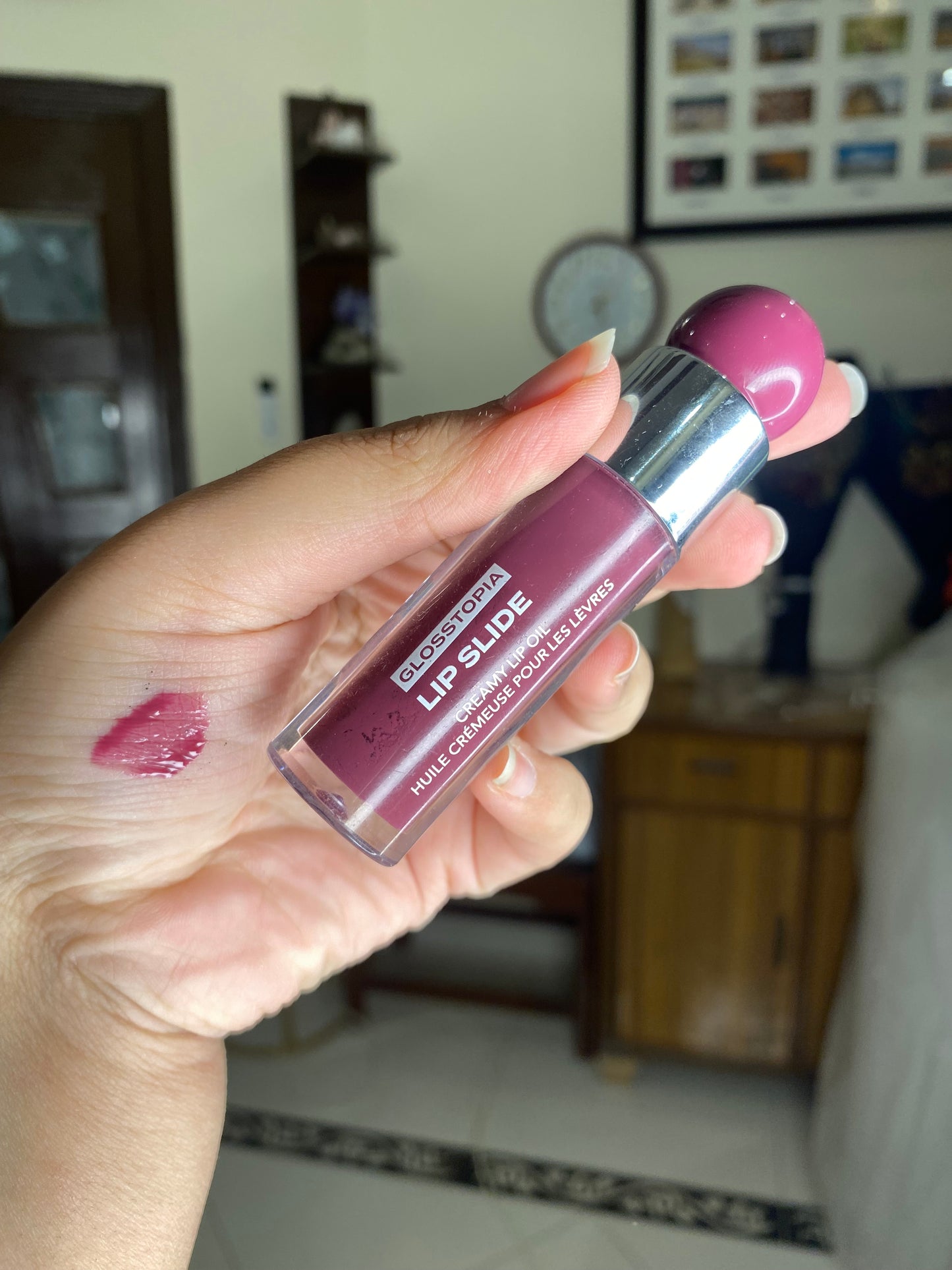 Hard Candy Glosstopia Lip Oil Shade Berry Bounce