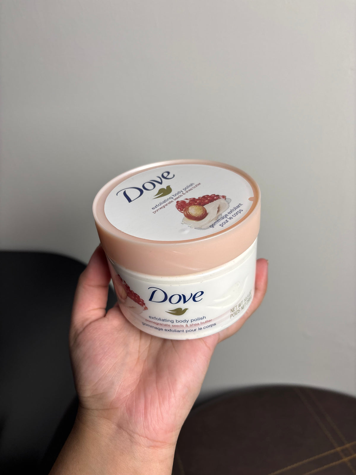 Dove Exfoliating Body Polish Pomegranate Seeds & Shea Butter