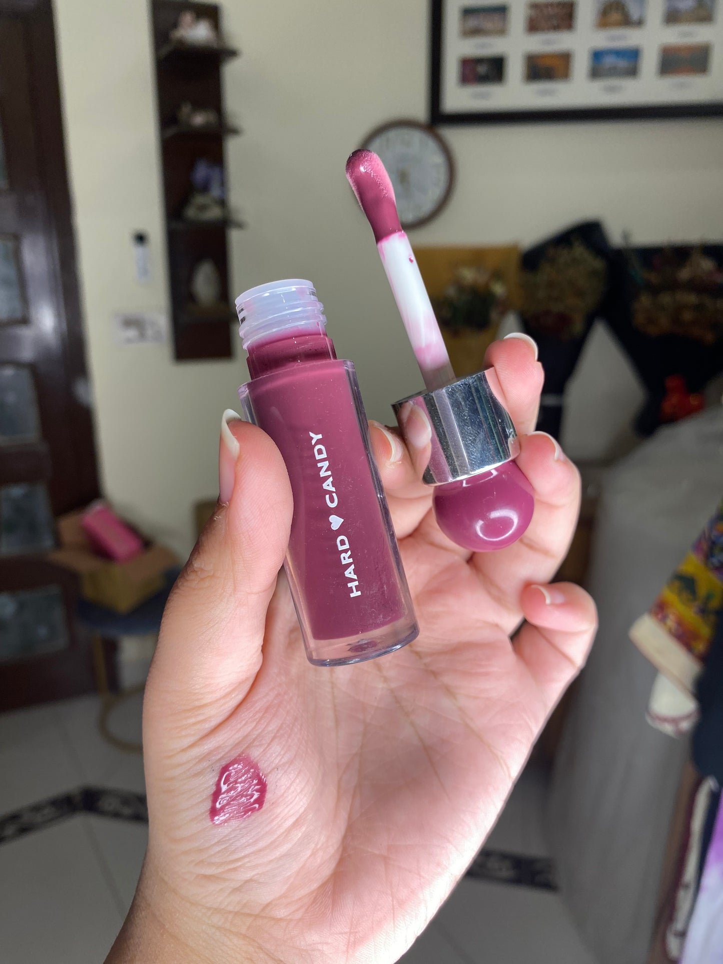 Hard Candy Glosstopia Lip Oil Shade Berry Bounce