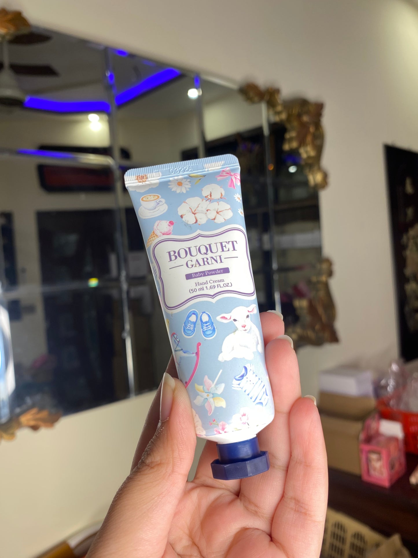Bouquet Garnish Hand Cream