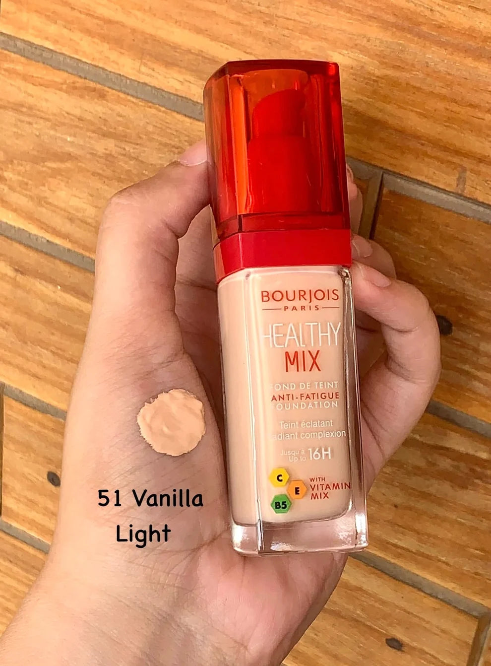 Bourjois Paris Healthy Mix Foundation

Radiant Finish • Natural Coverage • Fresh-Looking Complexion