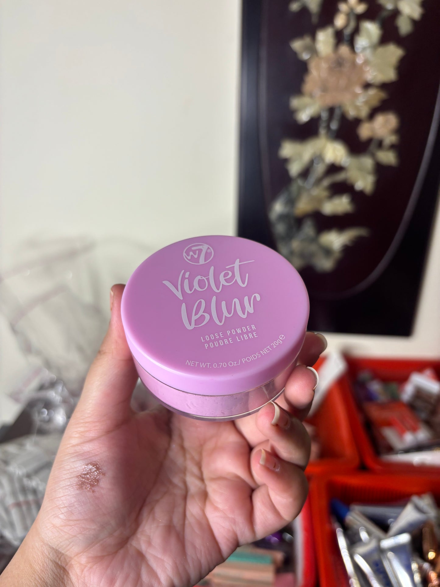 W7 Violet Blur Loose Powder