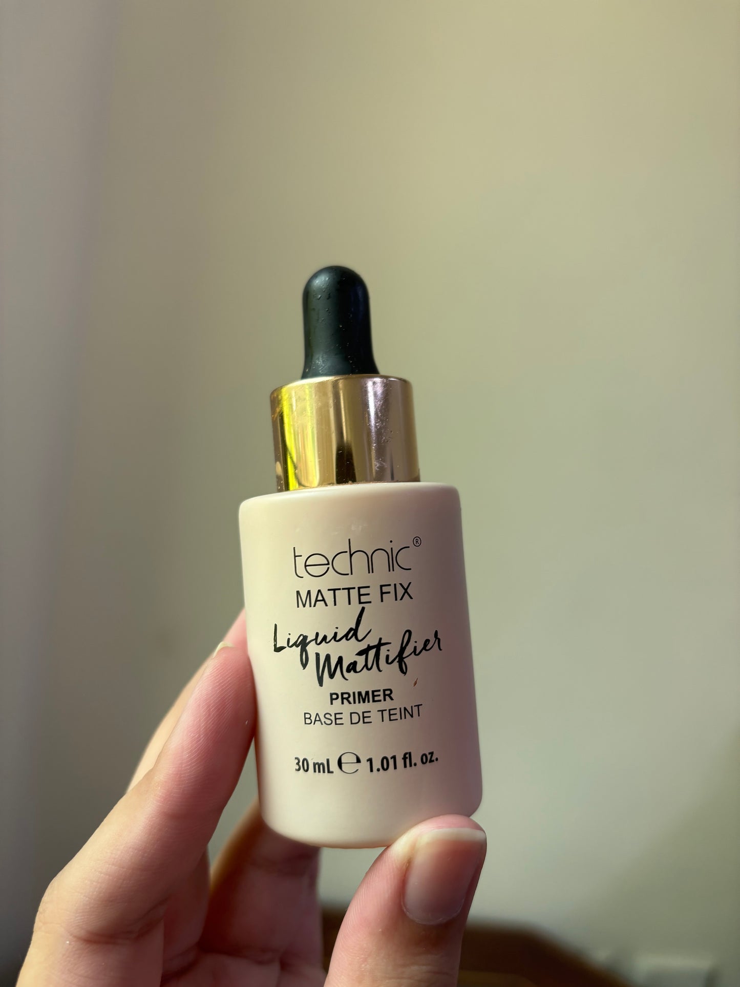 Technic Liquid Mattifier Primer