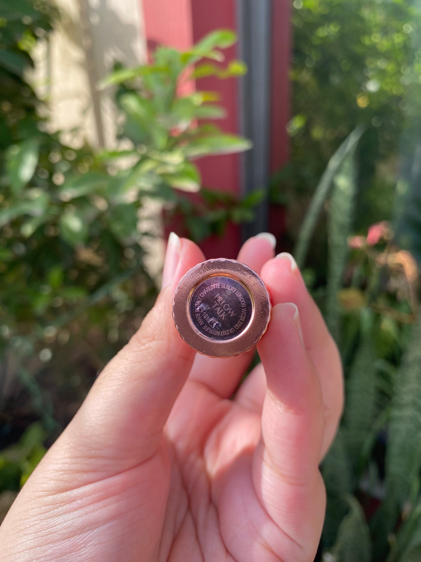 Charlotte Tilbury Pillow Talk Matte Revolution (LUMINOUS
MODERN-MATTE
LONG-LASTING LIPSTICK) Shade Pillow Talk