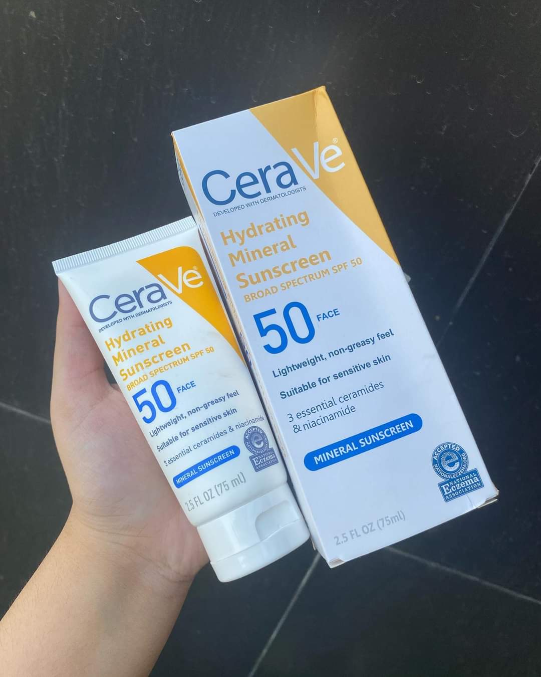 CeraVe Hydrating Mineral Sunscreen Spf 50