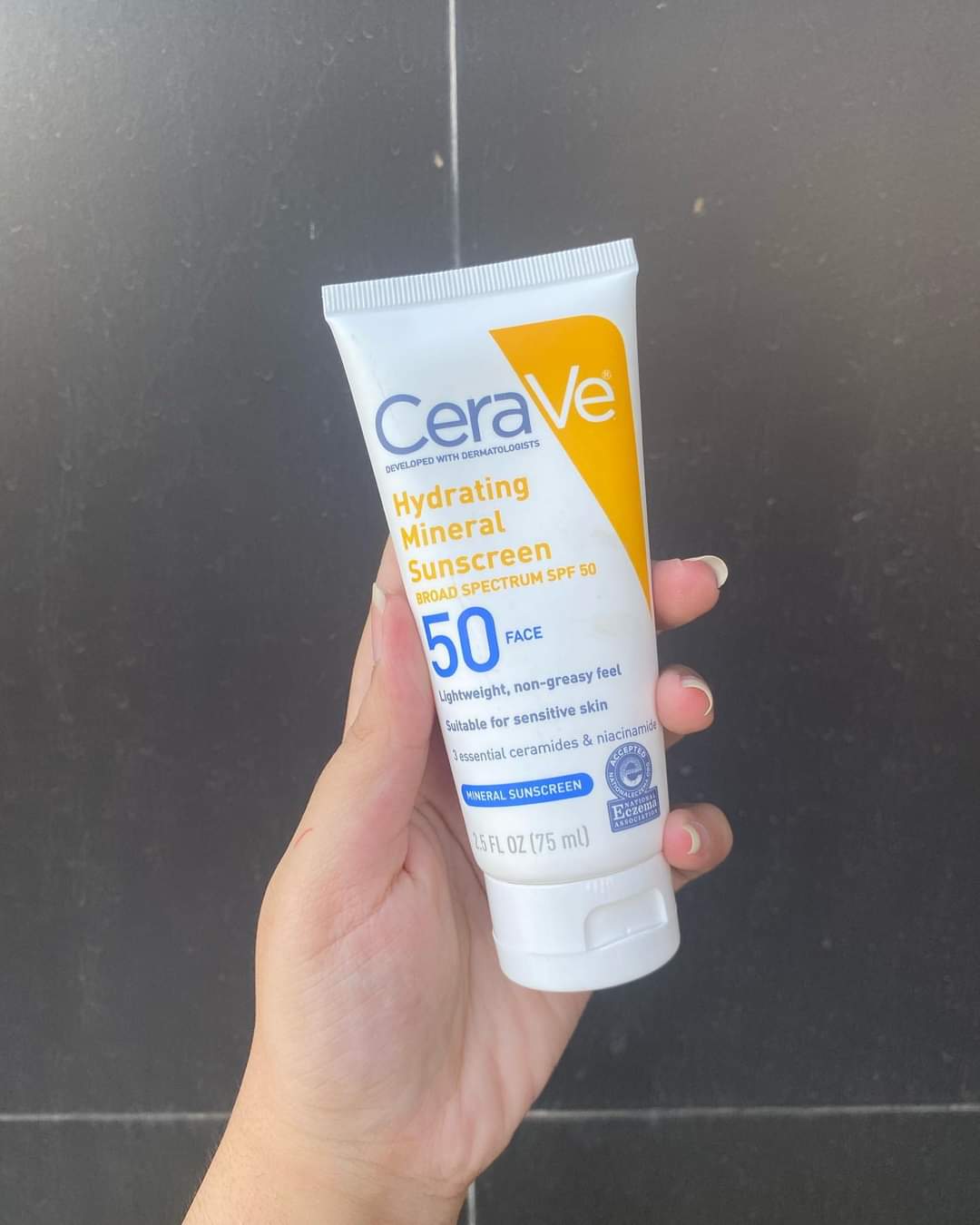 CeraVe Hydrating Mineral Sunscreen Spf 50