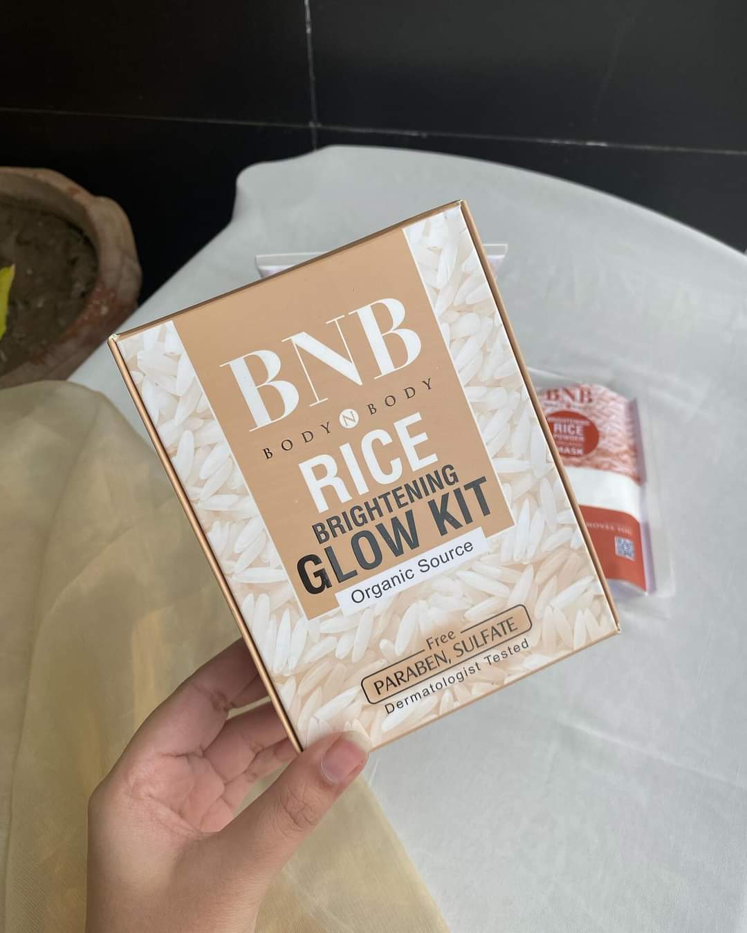 BNB Rice Brightening Glow Kit